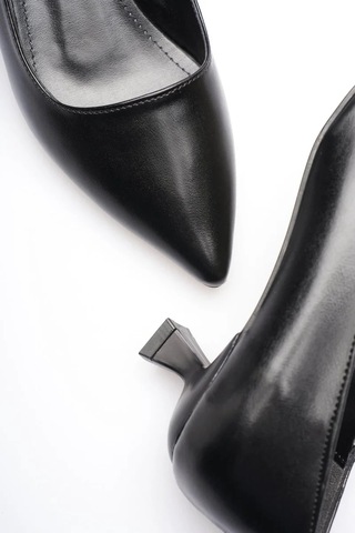 Trendella Siyah Kadın Günlük Kısa Topuklu Stiletto Ayakkabı Tr20ms03a