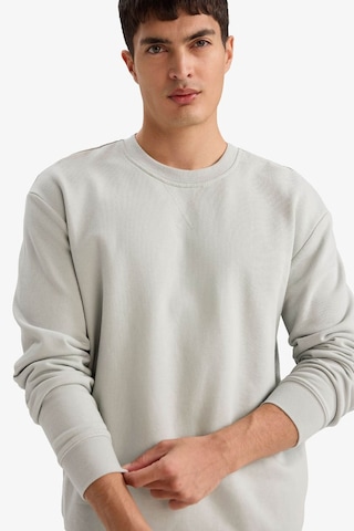 Defacto %100 Pamuk Basic Sweatshirt E8339ax26spgn1255 Yeşil-gn1255