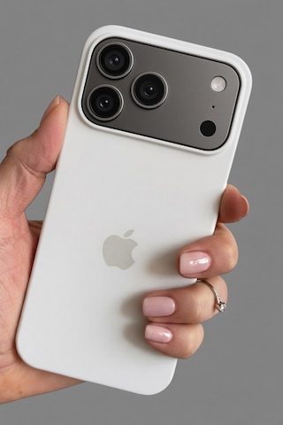 Apple iPhone 17-18 Pro Uyumlu Kılıf Logolu Lansman Soft Yumuşak Içi Kadife Silikon Kapak Beyaz Renk
