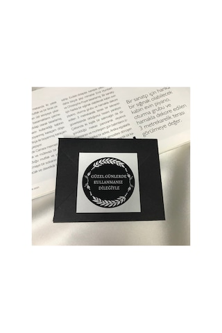 Güzel Günlerde Kullanmanız Dileğiyle Kuşe Etiket 5x5 Cm - 40 Adet Çok Renkli