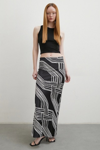 Desenli Maxi Verev Etek Siyah Siyah