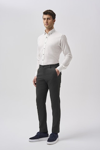 Bisse Bisse Studio Erkek Regular Fit Uzun Kollu Beyaz Gömlek Bsgmars25538 D01 Beyaz