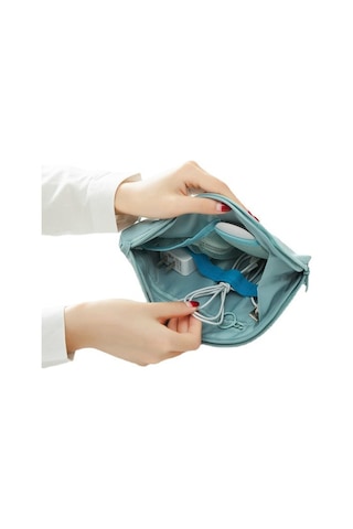 Konesam Seyahat Elektronik Aletleri Depolama Çantası - Su Geçirmez, Büyük Kapasiteli, Şarj Cihazı/şarj Kablosu/ Kulaklık Saklama Siyah, 21x14x3cm