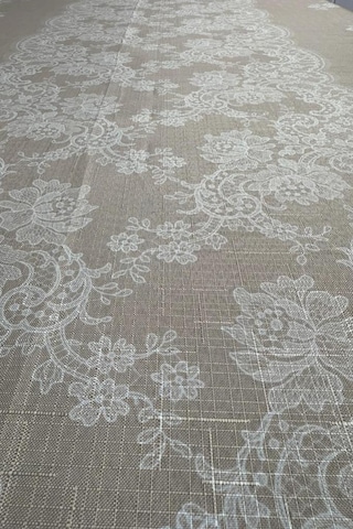 Zaraf Dertsiz Masa Örtüsü 150x150 Cm Kahve