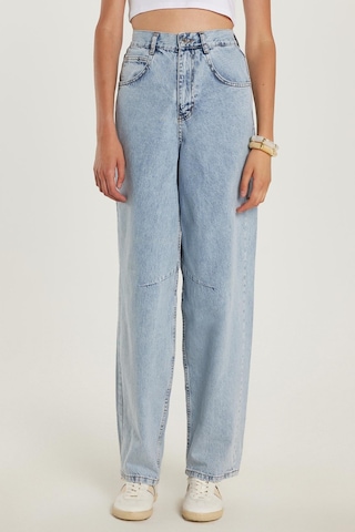 Tudors Kadın Regular Fit Tokalı Geniş Paça Baggy Mavi Jean Kot Pantolon-34699 Açık Mavi