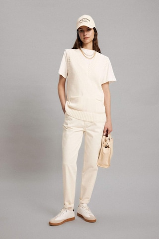 Defacto Regular Fit V Yaka Triko Süveter B8371AX24SPER133 Ekru