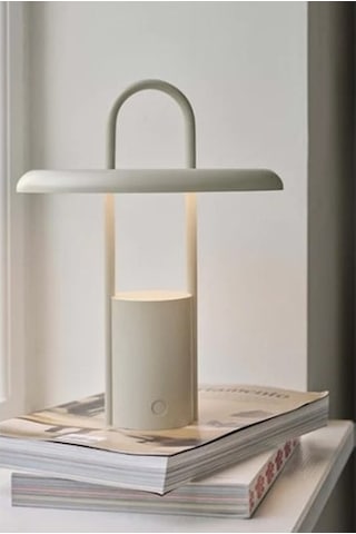 Stelton Pier Taşınabilir Led Lamba Şık Tasarım Ve Uzun Süreli Kullanım Lambader Diğer