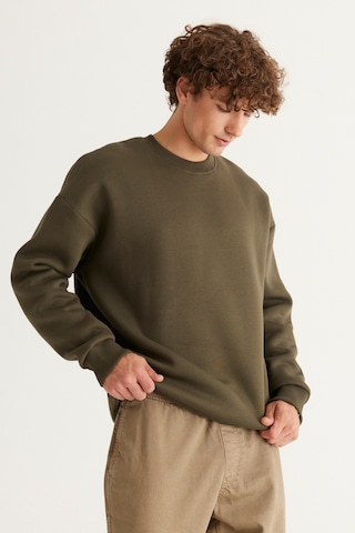 AC&Co / Altınyıldız Classics Erkek Hakı Oversize Fit Bol Kesim Pamuklu İçi Polarlı Bisiklet Yaka Sweatshirt Haki