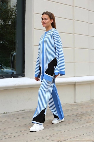 Çizgili Bisiklet Yaka Triko Takım Mavi Mavi