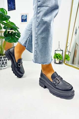 Günlük Kadın Loafer V Tokalı Kalın Topuklu Tırtıklı Tabanlı Oval Burunlu Makosen Ayakkabı 7455 - 7453 7453-siyahcilt