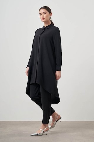 Mizalle Beli Lastikli Dar Paça Siyah Pantolon Siyah