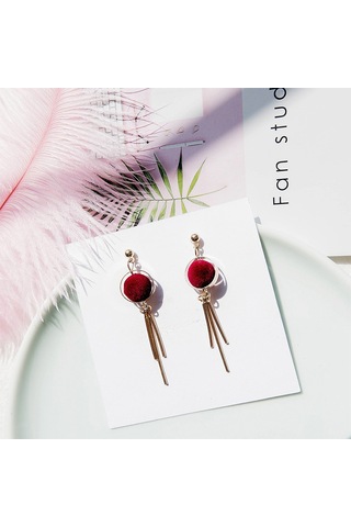Moda Kadın Saplama Küpe Peluş Top Portle Kulak Aksesuarları Basit Süs Çok Renkli