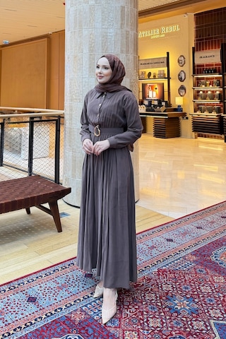 Riella Butik Liora Kemer Detaylı Tesettür Elbise Kahverengi