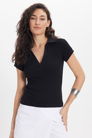 Tudors Kadın Slim Fit Dar Kesim Pamuklu Kısa Kollu Siyah Polo Yaka Tişört-50673