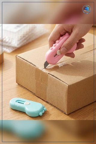Dinozor Tasarımlı Mini Makas Ve Falçata Seti Pratik Kargo Paket A