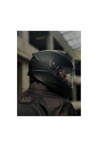 50.x Mat Siyah Kask Şeffaf Vizör Mat Sıyah