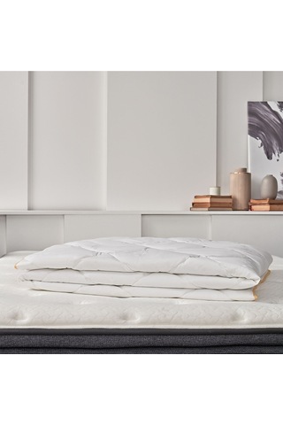 Yataş Bedding Dacron® Hollofil® Allerban® Çift Kişilik Yorgan Beyaz