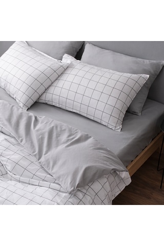 Çift Kişilik Nevresim Takımı 200x220cm 4 Yastık Kılıfı Lastikli Çarşaflı 180x200+25 Beyaz