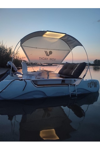 Vow Yacht Exclusive Elektrikli Mini Katamaran