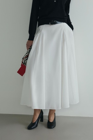 Suud Collection Beyaz Liza Kemerli Etek