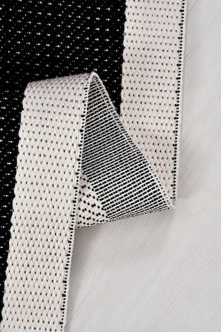 Vatra Modern Sisal Görünümlü Polyester Halı, Robot Süpürge Uyumlu, Mutfak Oturma Odası Koridor Halısı Siyah/ekru