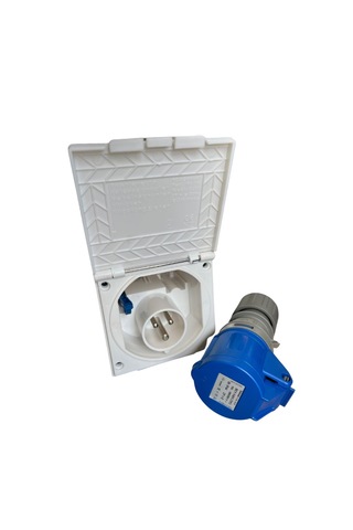 Karavan Dış 220 V Girişi Ve Dış Erkek Fiş