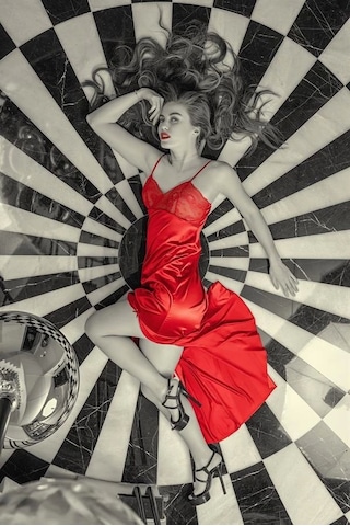 Dantelli Uzun Yırtmaçlı Saten Gecelik Elbise String Takım Kırmızı Mgp31512 Kırmızı