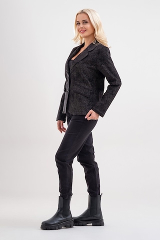 Bold & Young Kadın Baskılı Kadife Blazer Ceket Likralı Pamuklu Kumaş, Astarlı, Çift Cepli Kadife Desenli Siyah