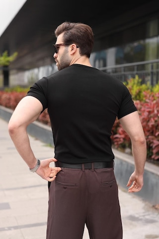 Madmext Siyah Yarım Düğmeli Slim Fit Erkek Tişört E7186