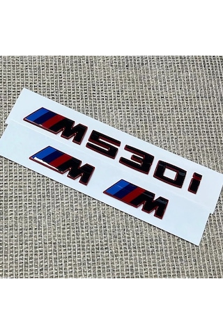 Bmw M530i Piano Black Kırmızı Bagaj Yazısı Ve M Çamurluk Armaları Seti 2'li 3m 3d Abs