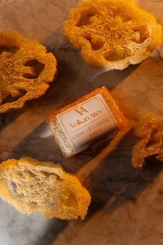Volkan Ates Natural & Beauty Kojik Asit Kabak Lifli Doğal Sabun 130 G