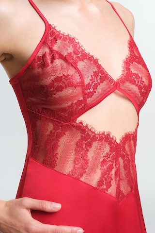 Penti Tango Kırmızı Henna Dantelli Gecelik