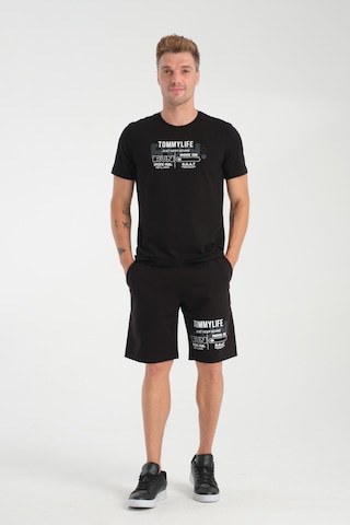 Tommy Life Siyah Baskılı Regular Şort T-shirt Takım