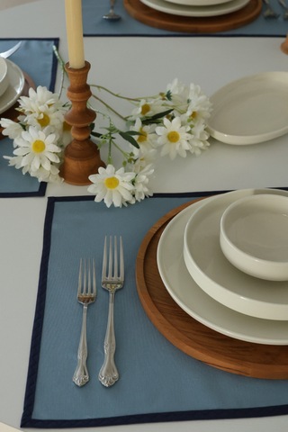 Yakacihome 4'lü Pera Mavi Biye Detaylı Duck Keten Yıkanabilir, Leke Tutmaz Supla Amerikan Servis Seti Mavi