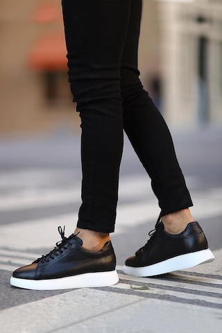 Shoetyle - Siyah Hakiki Deri Bağcıklı Erkek Sneaker 101-7039-1259 Siyah