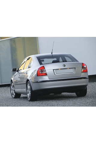 Skoda Octavia A5 2005-08 Arka Tampon Çeki Demiri Kapağı 1Z5807441