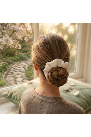 Lüks Saten Saç Tokası Saç Kırmayan İz Bırakmayan Large Scrunchie Topuz Tokası 1adet Beyaz