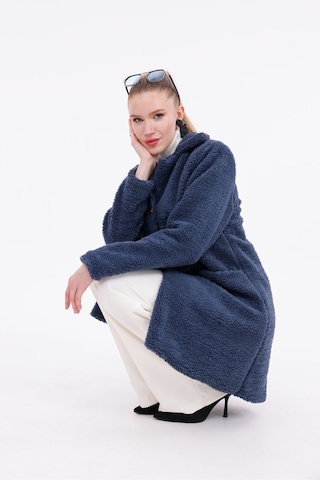 Düğmeli Cepli Kadın Peluş Kaban İndigo