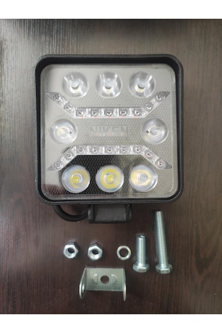 Niken Çalışma Lambası Pro 8 Ledli Kare 3 Fonksiyonlu
