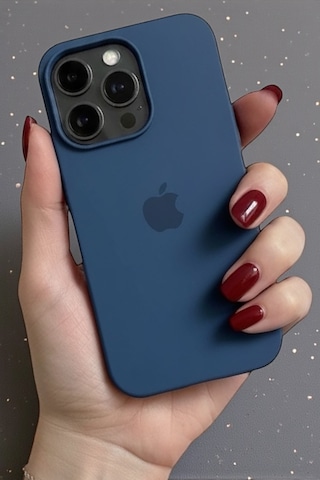 Iphone 16 Pro Max Uyumlu Kılıf Logolu Lansman Soft Yumuşak Içi Kadife Silikon Kapak Lacivert