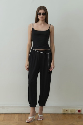 Suud Collection Siyah Cosie Askılı Top