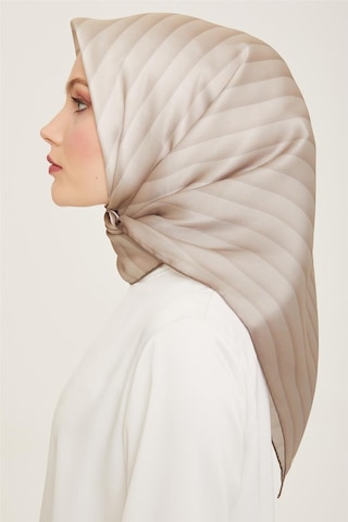 Armine Sura İpek Eşarp 24ya9150 01 - Desenli