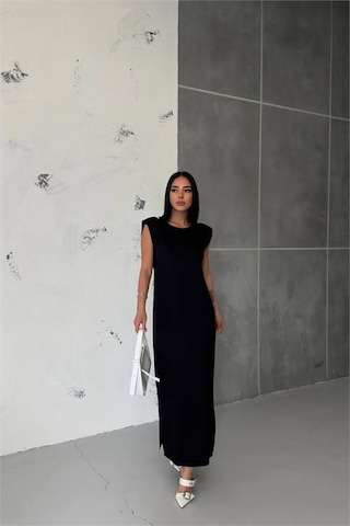 Neşeli Butik Kadın Vatkalı Yırtmaç Detaylı Modal Elbise Nbg010 Siyah