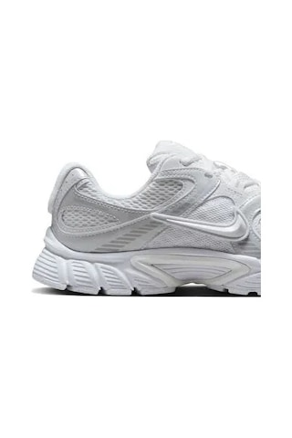 Nike Women's V5 Rnr Sneaker Beyaz Beyaz