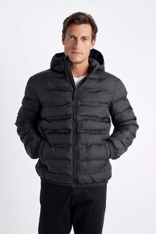 DeFacto Su İtici Şişme Mont Slim Fit Dar Kesim Kapüşonlu Fermuarlı Cepli D1185AX24WNBK27