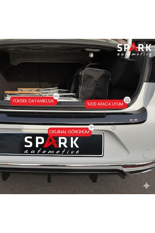 Volkswagen Passat 2015- Yılı Ve Sonrası Uyumlu Arka Tampon Eşiği Parlak Siyah