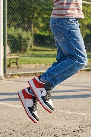 In Step Pedira Erkek Çocuk Siyah Beyaz Kırmızı Basketbol Tarzı Bağcıklı Spor Ayakkabı Beyaz-siyah-kırmızı