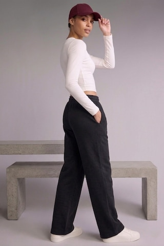 Soft&Basic Kadın Beli Bağcıklı Düz Paça Cepli Rahat Jogger Flare Fit Eşofman Altı Siyah