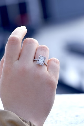 0.80 Ct Modern Tasarım Baget Kare Tektaş Yüzük