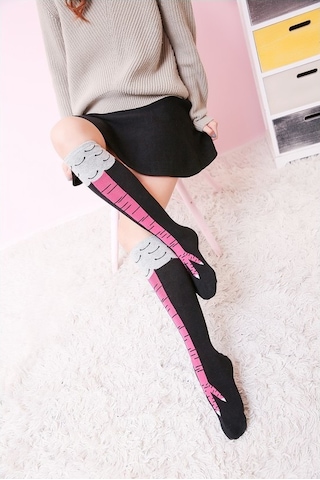 Yuntech01 Eğlenceli Tavuk Butu Desenli 3d Uzun Çoraplar - Konforlu, Ter Emici, Cosplay & Gündelik Kullanıma Uygun Siyah-sarı, Siyah-kırmızı, Beyaz-sarı Renk Seçenekleri Siyah